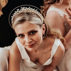 Bridal pearl headband from Poland